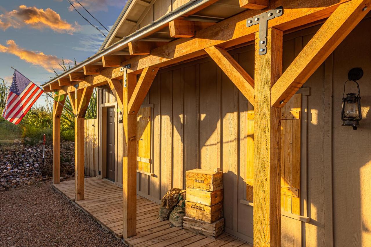 -Pet Friendly- Miners Cabin #6 - King Bed With Private Balcony Тумбстоун Екстериор снимка